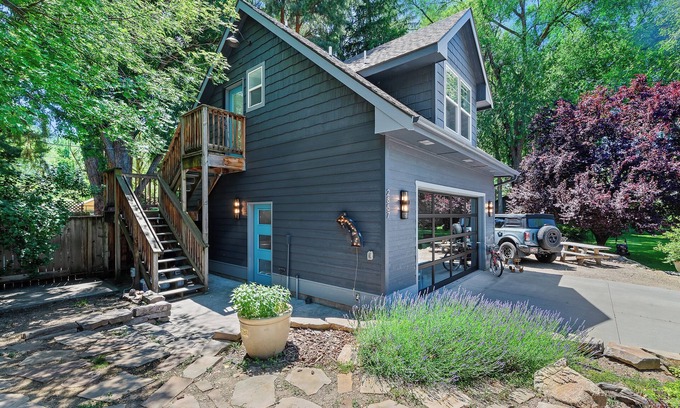 North End Apartamento | Charming retreat for two people in the enchanting North End of Boise