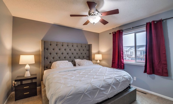 West Fargo Casa | Charming Retreat with Modern Comfort/Pet-Friendly