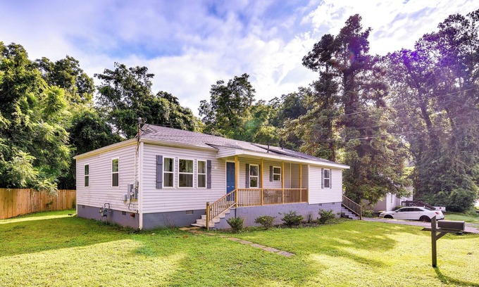 Rome Casa | Charming Rome Home - Steps from Historic Downtown!