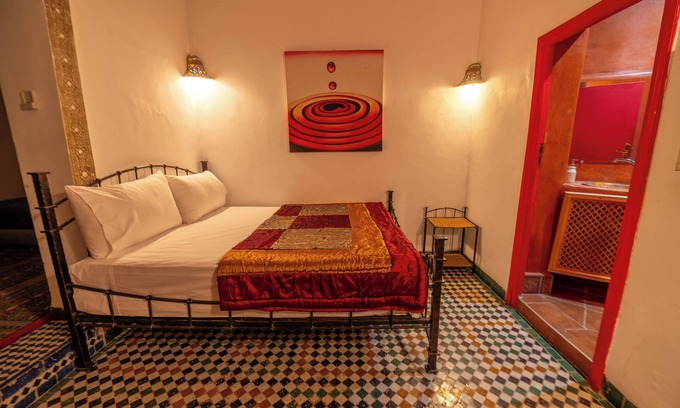 Dar Tazi Casa | Charming Room at riad in phenomenal Fès