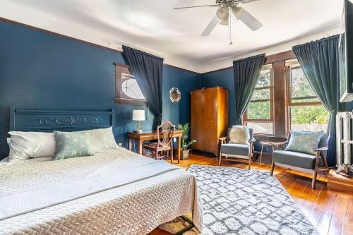 Broadway Casa | Charming Room in Capitol Hill - Foxglove Inn Rm 4