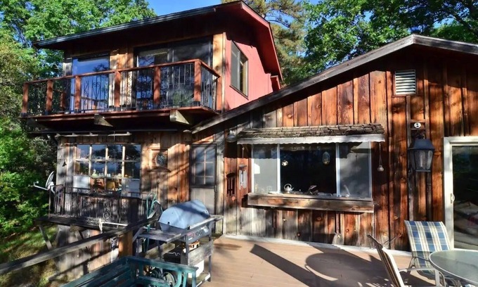 Wishon Cabina | Charming Rustic Mountain Cabin, Near Yosemite,Amazing Views, and a Fireplace