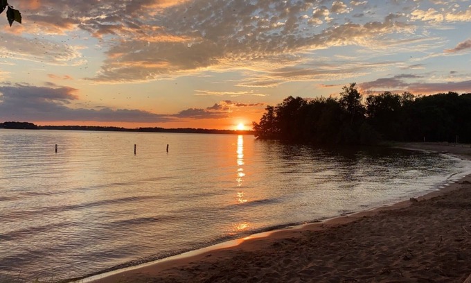 Necedah Casa | Charming RV Camper Rental Near Lake Petenwell: Your Perfect Camping Getaway!