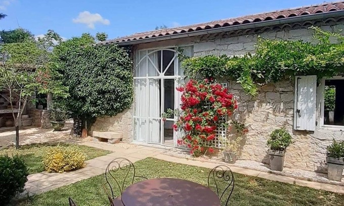 Berrias-et-Casteljau Otro | Charming stone farmhouse in a green setting Private pool Vallon Pont d'Arc