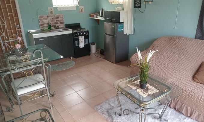Willemstad Apartamento | Charming safe 1-bedroom apartment, WiFi, AC in amazing island Curacao Willemstad