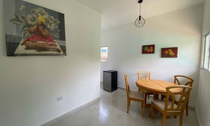 Papare Apartamento | Charming Santa Marta Villa—Walk to Beach, 5 Min to Airport, Ideal for Travellers