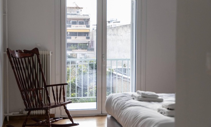 Glyfada Apartamento | Charming Seaside Apartment Elegant 2BR in Glyfada
