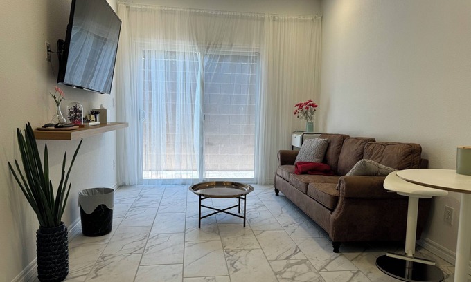 Henderson Casa | Charming Secluded Guest Suite in Henderson