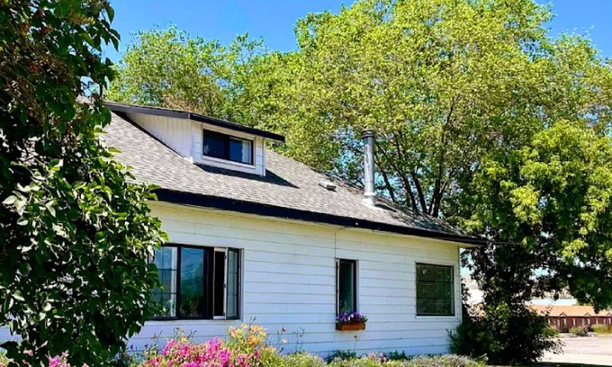 Soda Springs Casa | Charming Soda Springs Home