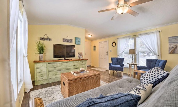 South Haven Casa | Charming South Haven Home - Great Location!