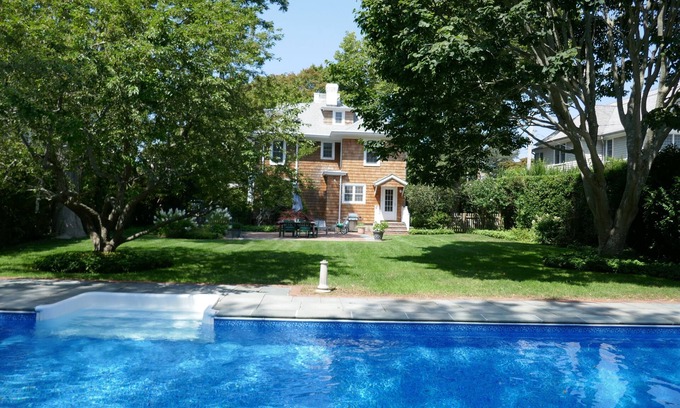 Village of Southampton Casa | Alquiler de Southampton Village con Encanto a poca distancia de las tiendas y la playa