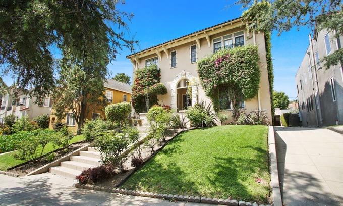 Larchmont Apartamento | Hancock Park / West Hollywood: espaciosa suite amueblada de 1 habitación