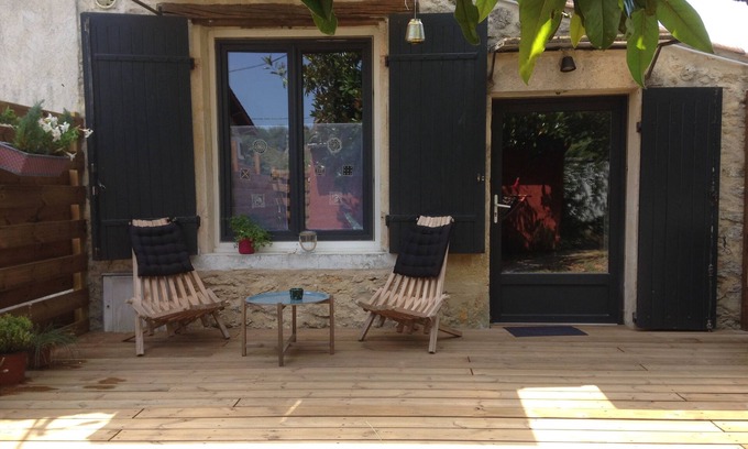 Saint-Laurent-de-Medoc Apartamento | encantador estudio en el corazón del medoc