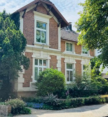 Kleve Apartamento | Charming Stadtvilla from 1895 Classic en Elegant