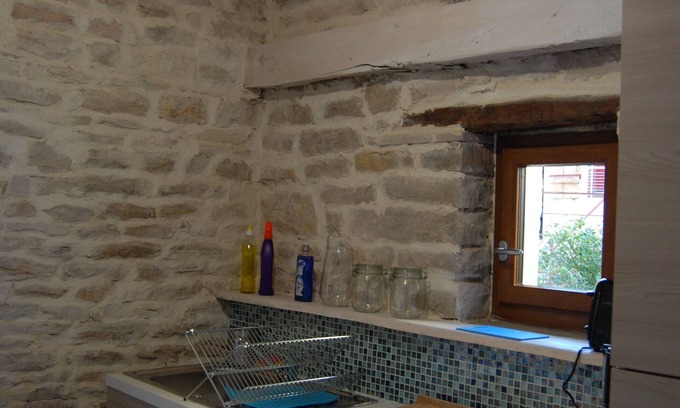 Remigny Casa | Charming stone house near Santenay, in the heart of the vineyards