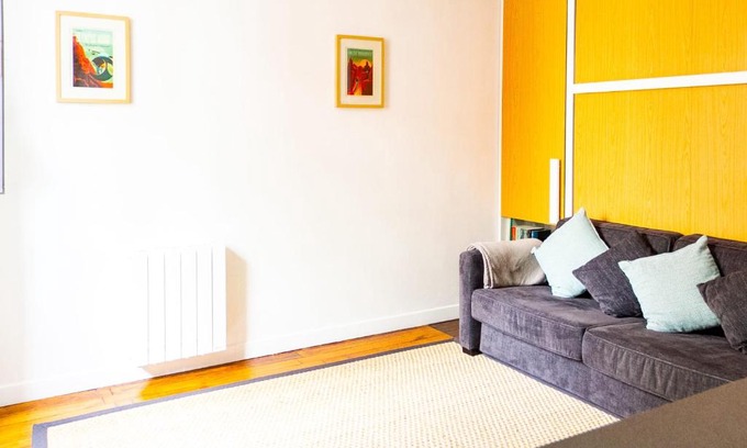 Porte de Clichy Apartamento | Charming studio at Les BATIGNOLLES