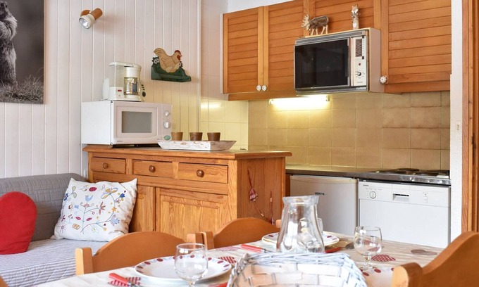 Meribel Centre Apartamento | Estudio acogedor para 4 personas, cerca de pistas y comercios en MERIBEL
