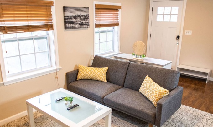 Annandale Casa | Charming Suite-1BD 1BA Near DC