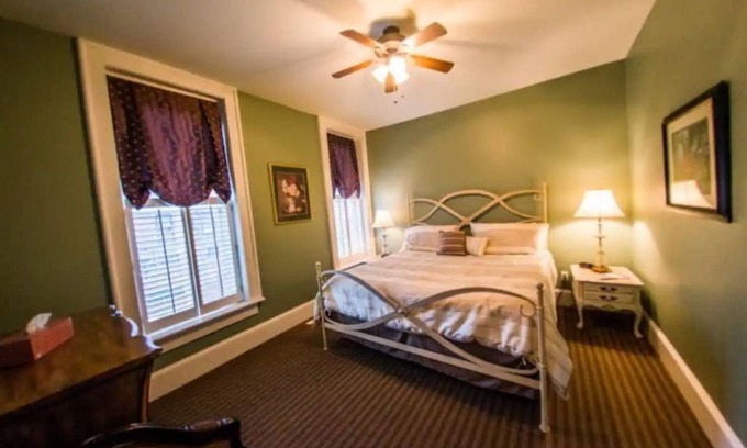 Glendale Apartamento | Charming suiteThe Van Cleve-King bed-Spacious