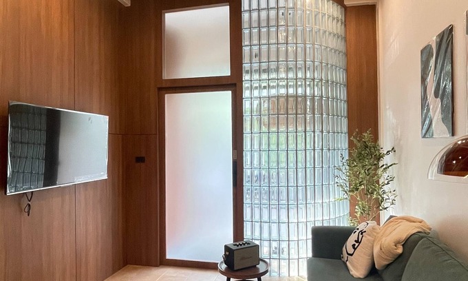 Samphanthawong Casa | Charming 3-bedroom house with AC, WiFi in marvelous Bangkok