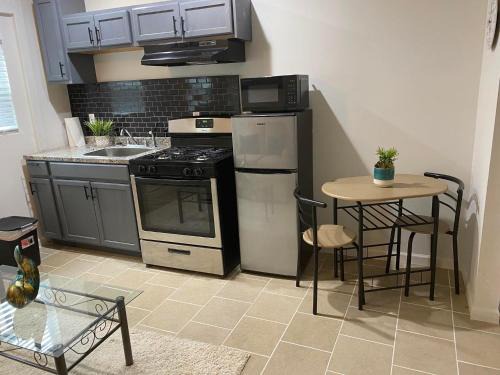 Lithonia Casa | Charming Three Bedroom in Arbor Links