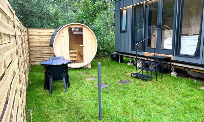 Kloster Lehnin Casa | Charming tiny house by the lake with outdoor sauna
