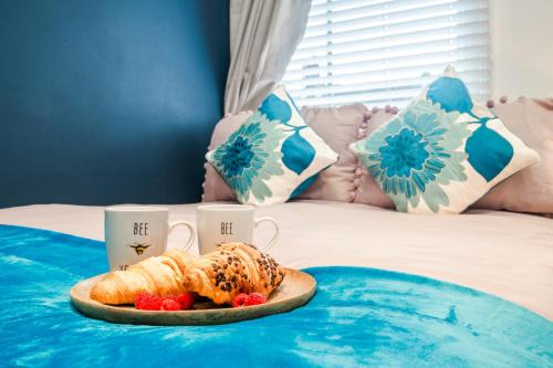 Tooting Apartamento | Charming Tooting Hideaway garden, resident parking, near Tooting hospital
