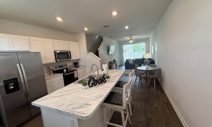 St. Augustine Casa | Charming townhome with ALL UTILITIES INCLUDED in St. Augustine