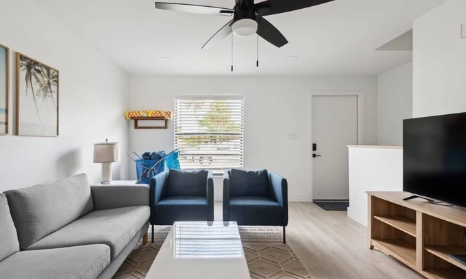 Indialantic Casa | Charming Townhouse Near Indialantic Beach