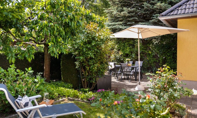 Bornstedt Casa | charming townhouse with garden, WiFi and Netflix