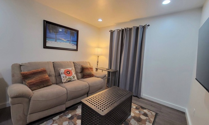 Kit Carson Apartamento | Charming, tranquil guesthouse for a relaxing stay
