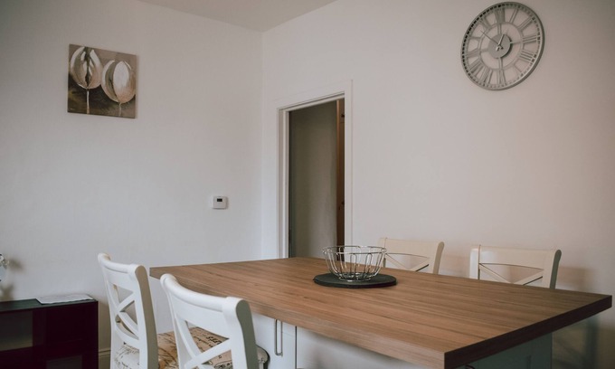 South Twickenham Apartamento | Charming Two Bedroom Apartment in Strawberry Hill