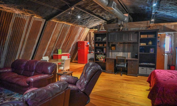 Gatesville Apartamento | Charming upstairs barn loft apartment in Gatesville