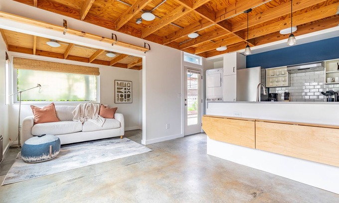 Capitol Hill Cabaña | Charming Urban Cottage in Cap Hill