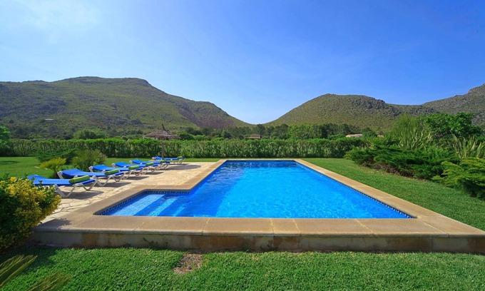 Les Palmeres Villa | ¡Encantadora villa con piscina a pie de playa!