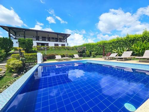 Armenia Villa | Charming villa, pool, jacuzzi, 10 min Coffee Park