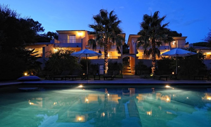 Porto-Vecchio Villa | Encantadora villa *** con piscina climatizada, cerca del centro