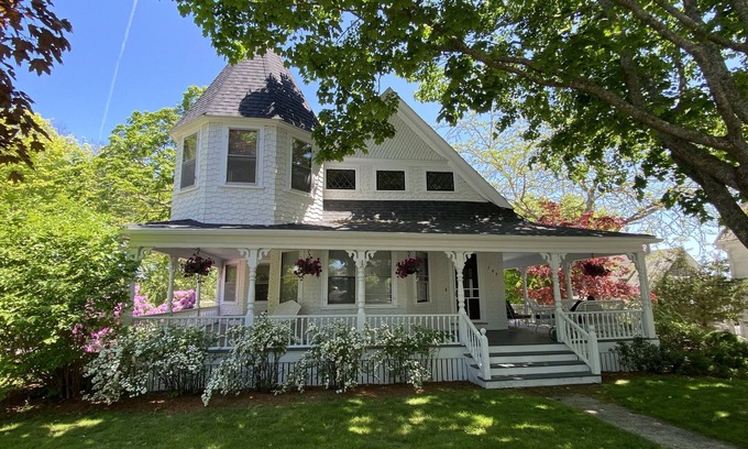 Wellfleet Casa | Encantadora Waterview victoriana con cabañas cerca de la playa, el puerto y la ciudad