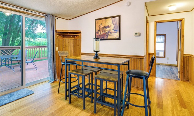 Watkins Glen Cabaña | Charming Watkins Glen Home w/ Deck & Yard!