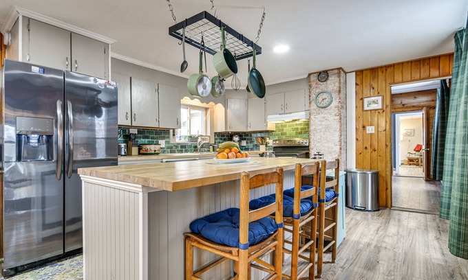 Dryden Casa | Charming Wilton Vacation Rental w/ Fire Pit