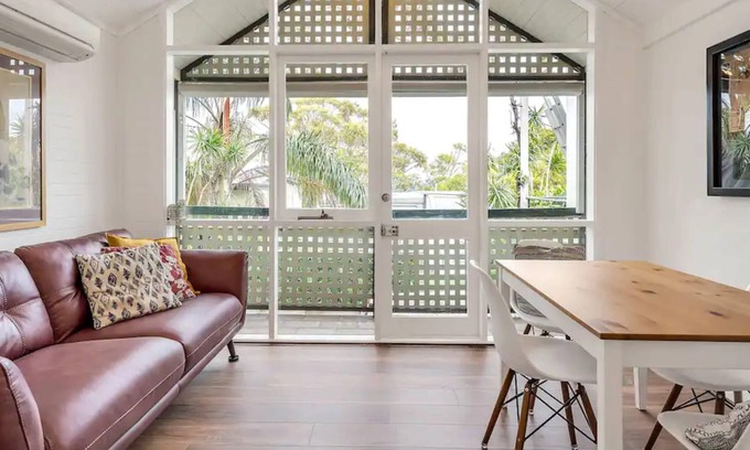 Balmain Casa | Charming Workers Cottage in a Perfect Enclave