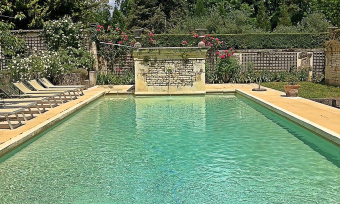 Saint-Savinien Casa | Encanto mansión del siglo XVIII con piscina. Bodas