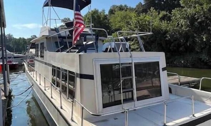 Steele Creek Alquiler De Eote | Charming yacht with AC and WiFi in enchanting Charlotte