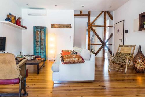 Sao Jose Apartamento | CharmingLoft Lisbon Avenida Large and Stylish Apt