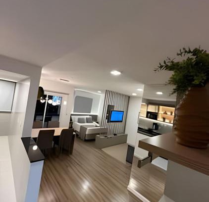 Sorocaba Apartamento | Charmoso e tecnológico! Piscina panorâmica!
