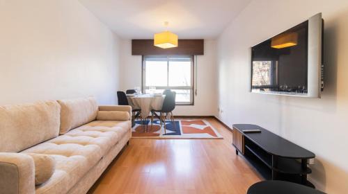 Senhora da Hora Apartamento | Charmy Engenheiro António Costa Reis Apartment