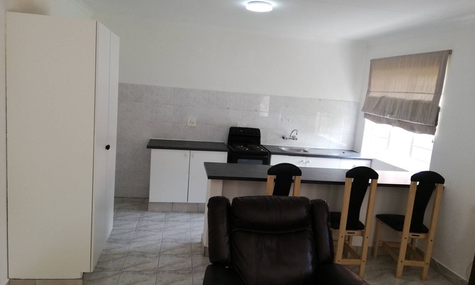 Germiston Casa | Charnom Luxurious accommodation with cctv and electric fence