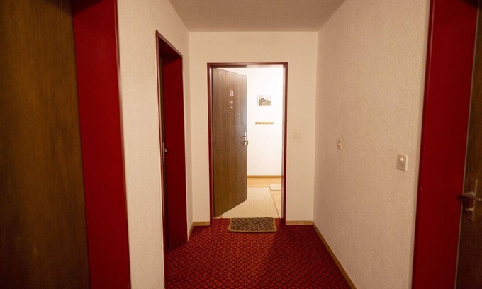 Vulpera Apartamento | Chasa Plavna - Willeke: Beautiful and cosy 3.5-room apartment with large balcony in Vulpera