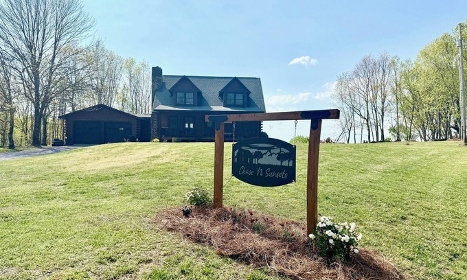 Fort Payne Cabina | Chase N' Sunsets - NEW Listing, Brow view, between Mentone & Little River Canyon