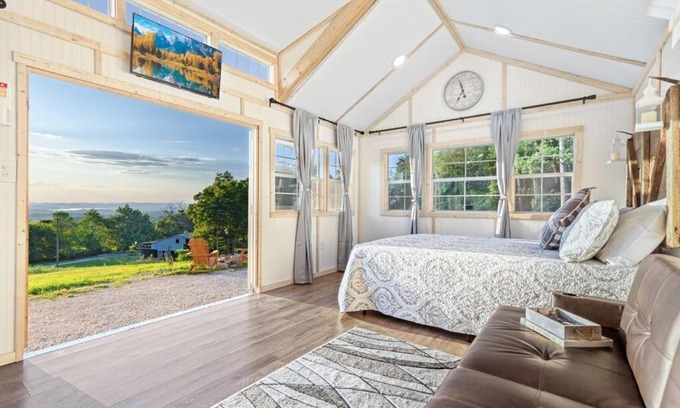 Dandridge Casa | Chasing Views Tiny House